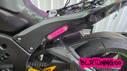 KAWASAKI NINJA ZX-10R ZX-10RR ZX1000 REAR PEG DELETE BLOCK OFF PLATES AND EXHAUST HANGER KIT FITS 2011 - 2024 - Howling Moto