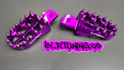 FOOT PEGS FOR STRIKE SHADOW 48v 60v 72v 2026 MODELS BILLET ALUMINUM WITH STAINLESS STEEL TEETH BY BLR TUNING