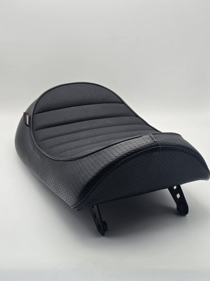 Kitaco Lowered Shorty Tuckroll Seat for Honda Monkey 125 (Used)