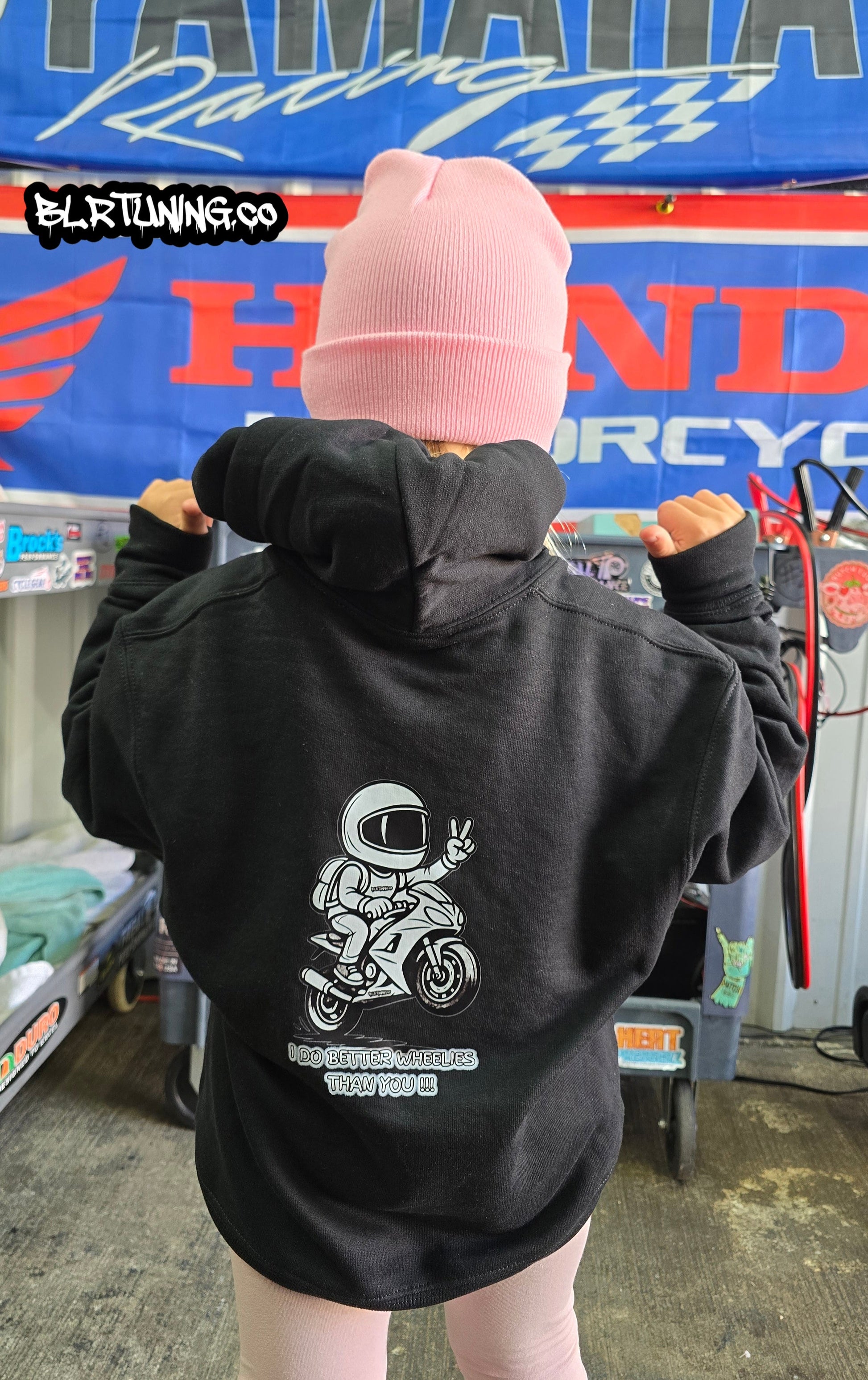 YOUTH HOODIE - I do better wheelies than you - limited edition - Howling Moto