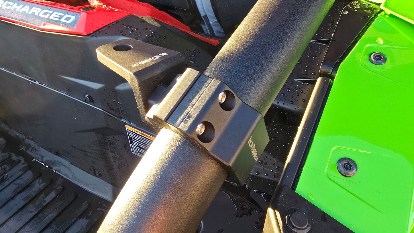 FLAGPOLE QUICK RELEASE AND ROLL CAGE MOUNTING BRACKET FITS 1/4 OR 5/16 FLAGPOLE AND FITS 1.6 TO 2 inch ROLL CAGE - Howling Moto