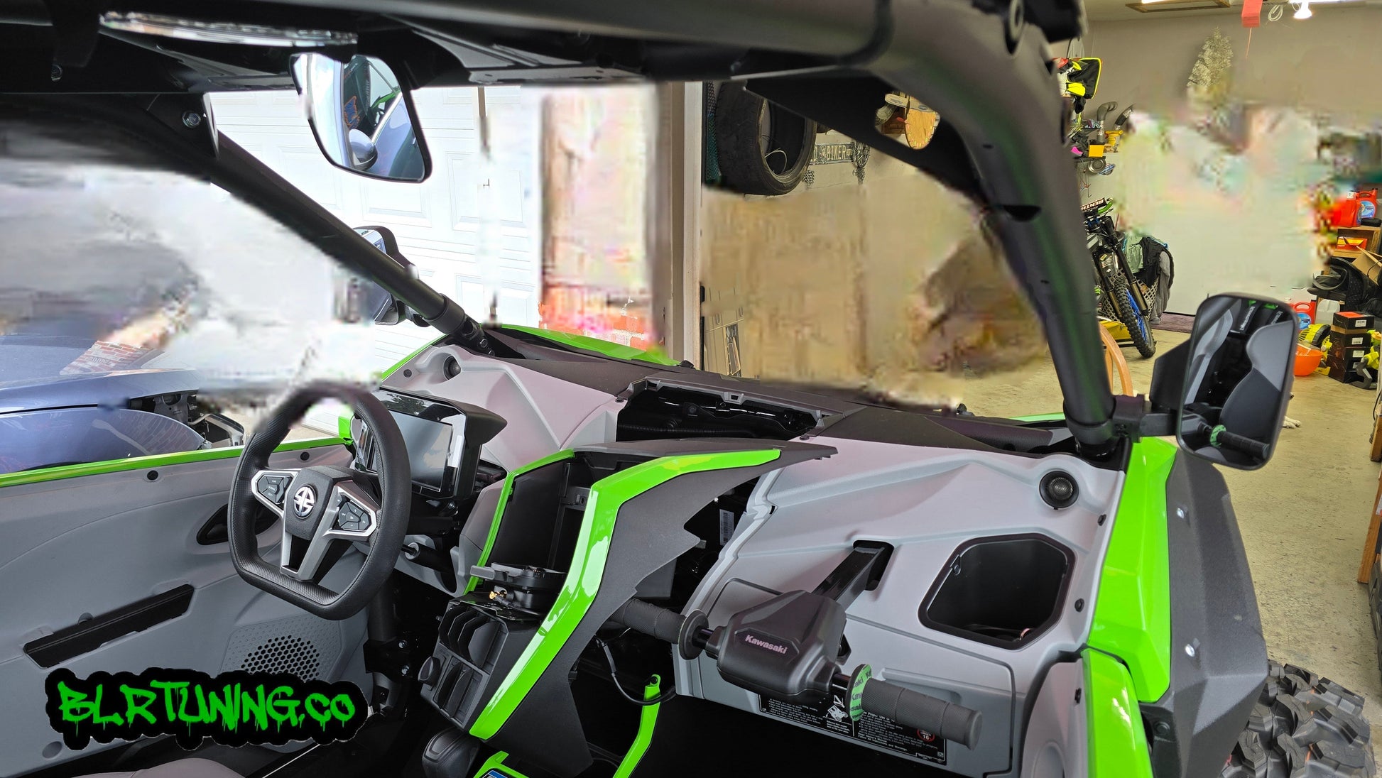 UTV MIRRORS - REAR VIEW MIRROR AND SIDE MIRRORS - LIGHTWEIGHT - WIDE FIELD OF VIEW - UNIVERSAL FITMENT - 1.6 in to 2 in ROLL CAGE MOUNTED - Howling Moto