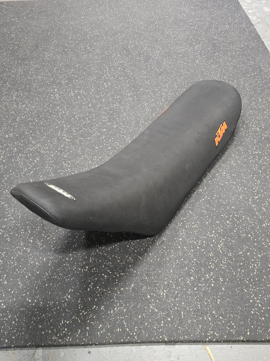 SDG Seat for KTM ALL 03-07 / EXC ALL 04-07 / XC ALL 2007 (STD) (Used)