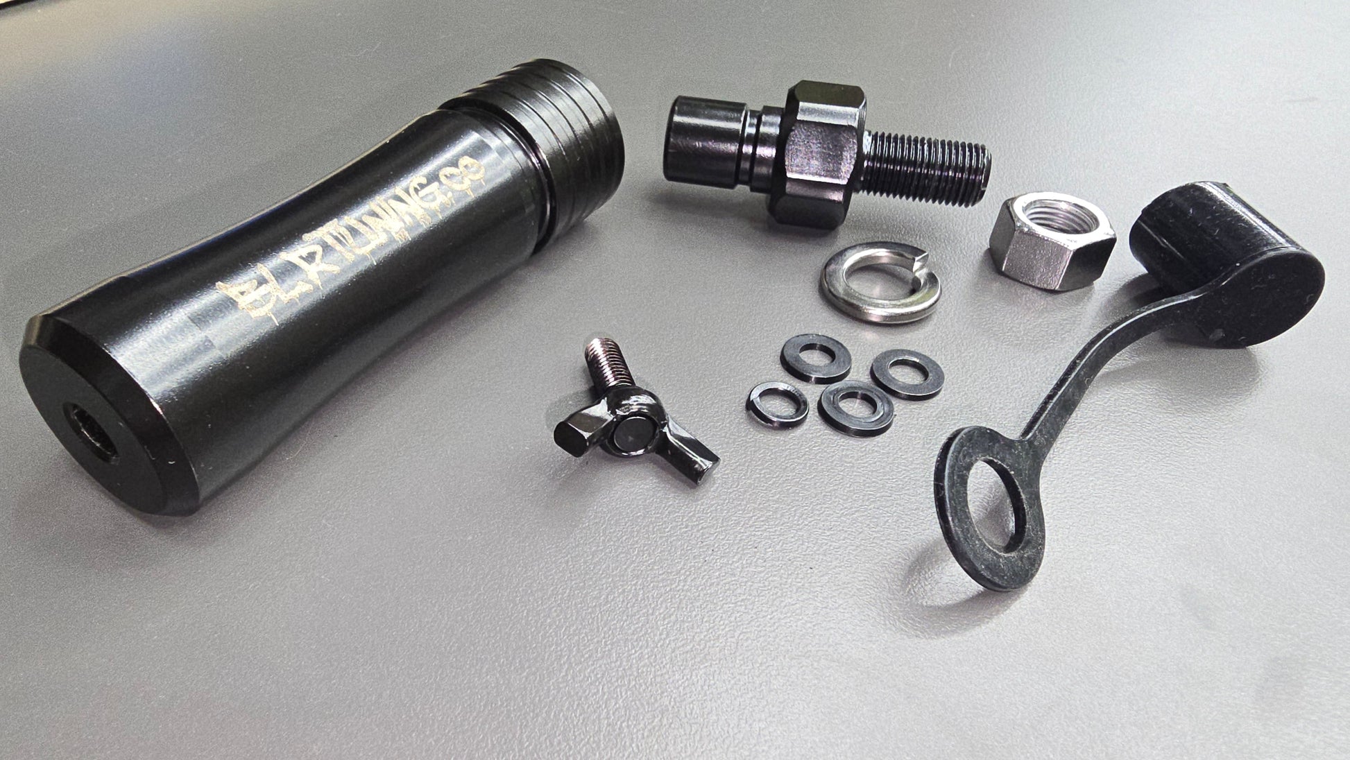 UTV AND ATV FLAGPOLE QUICK RELEASE BILLET ALUMINUM 1/4 OR 5/16 FLAGPOLE HOLDER - Howling Moto