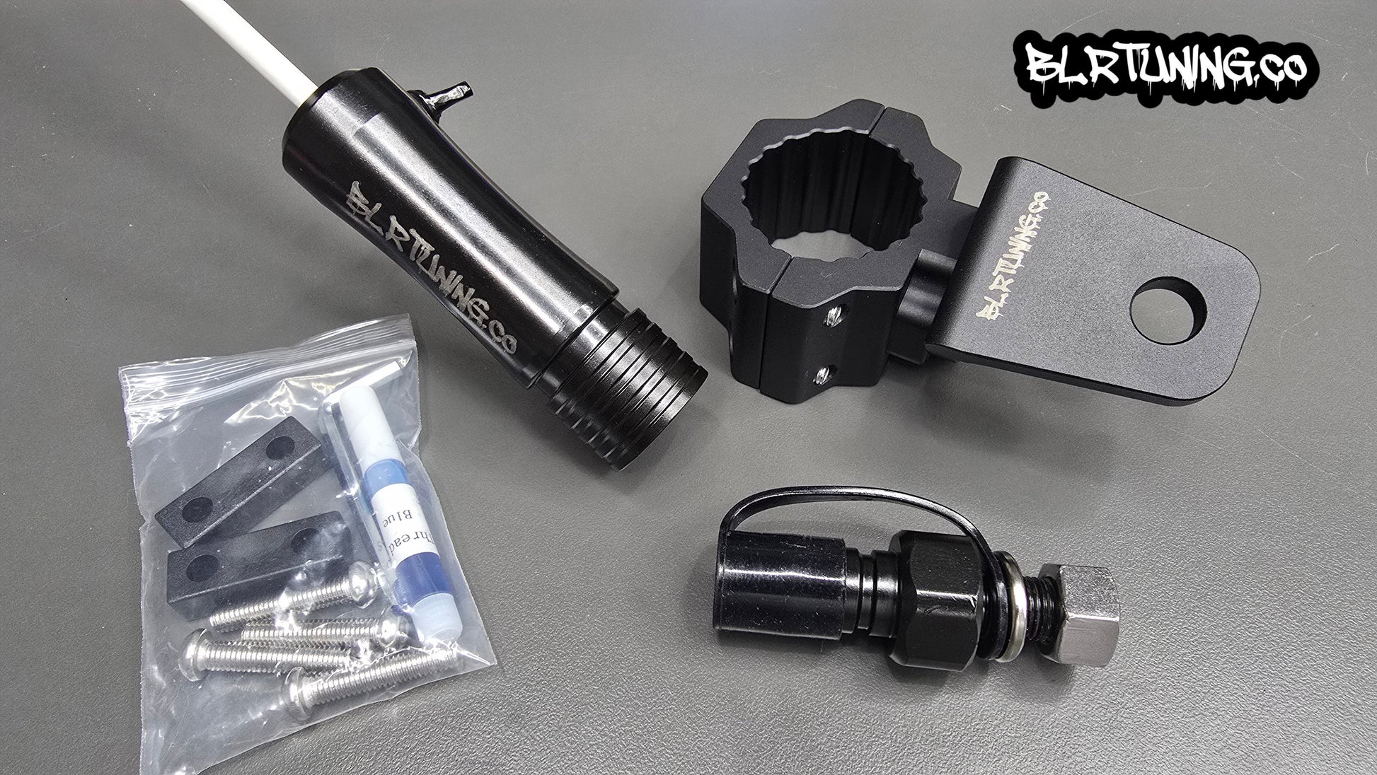 FLAGPOLE QUICK RELEASE AND ROLL CAGE MOUNTING BRACKET FITS 1/4 OR 5/16 FLAGPOLE AND FITS 1.6 TO 2 inch ROLL CAGE - Howling Moto