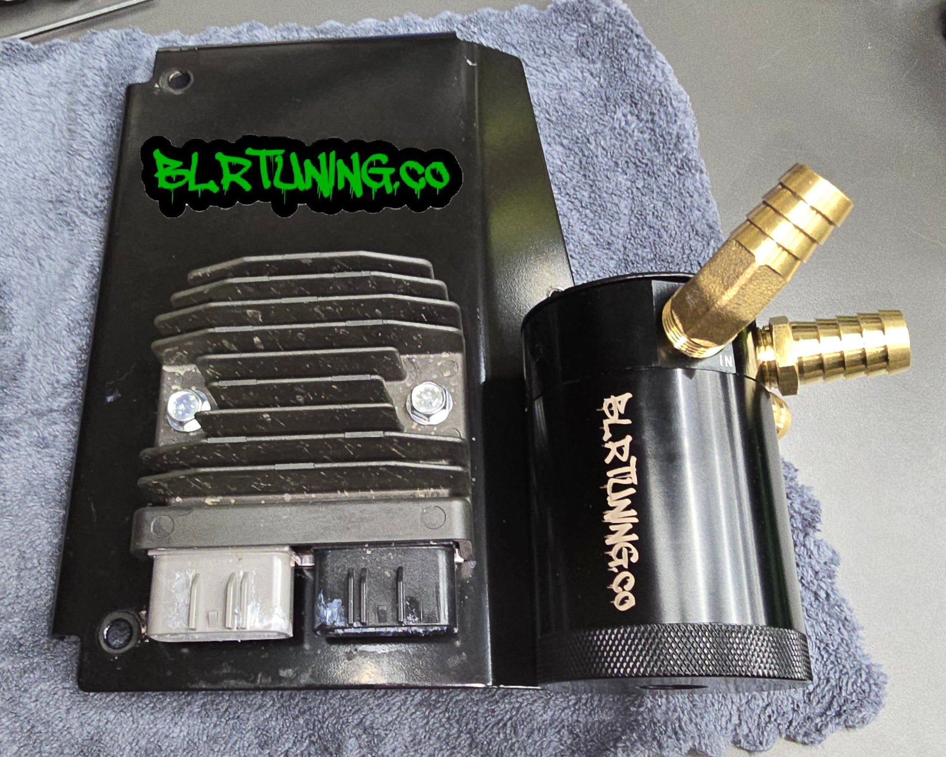 KAWASAKI TERYX H2 AIR OIL SEPARATOR 3 PORT CATCH CAN - Howling Moto