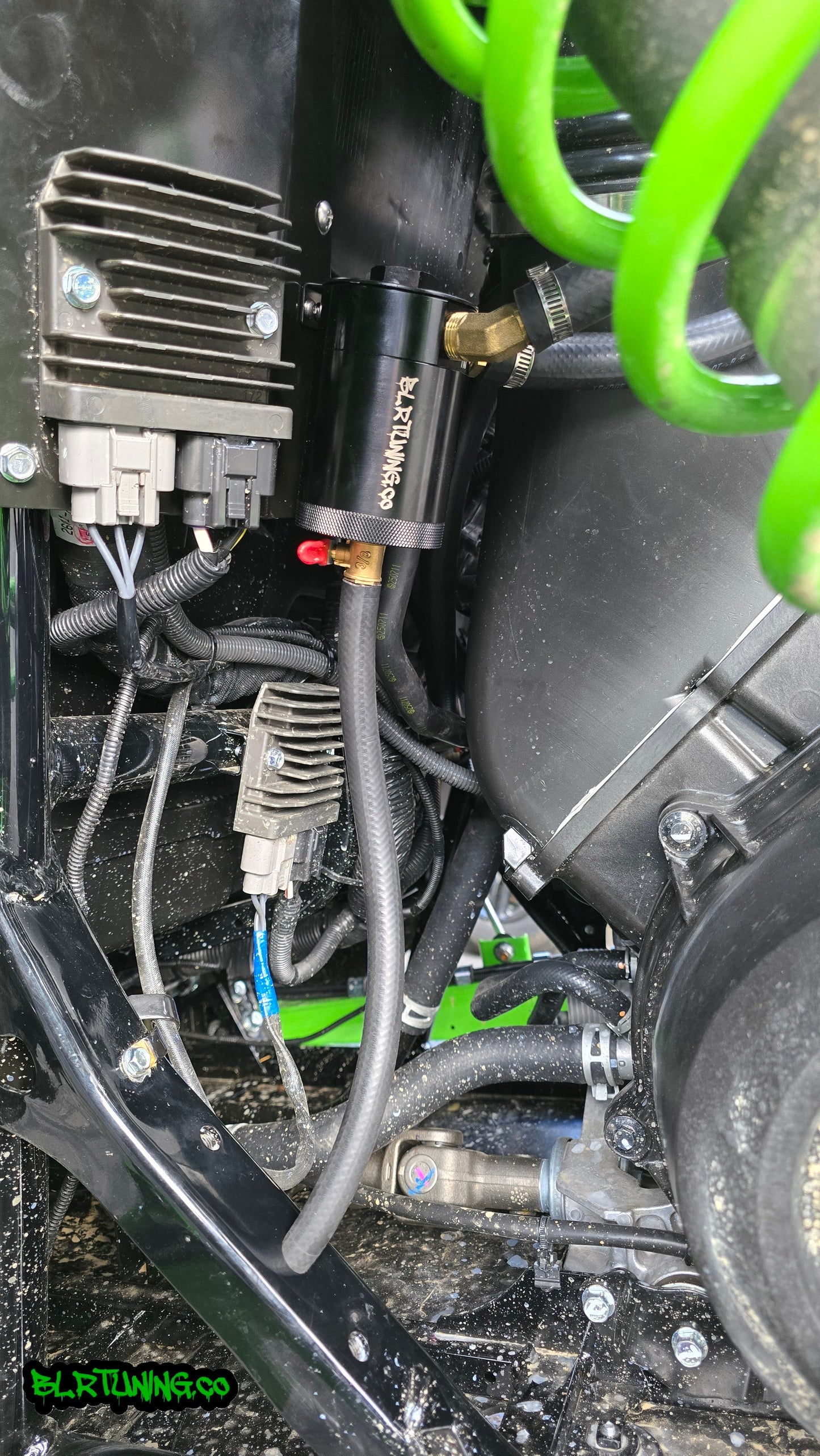 KAWASAKI TERYX H2 AIR OIL SEPARATOR 3 PORT CATCH CAN - Howling Moto