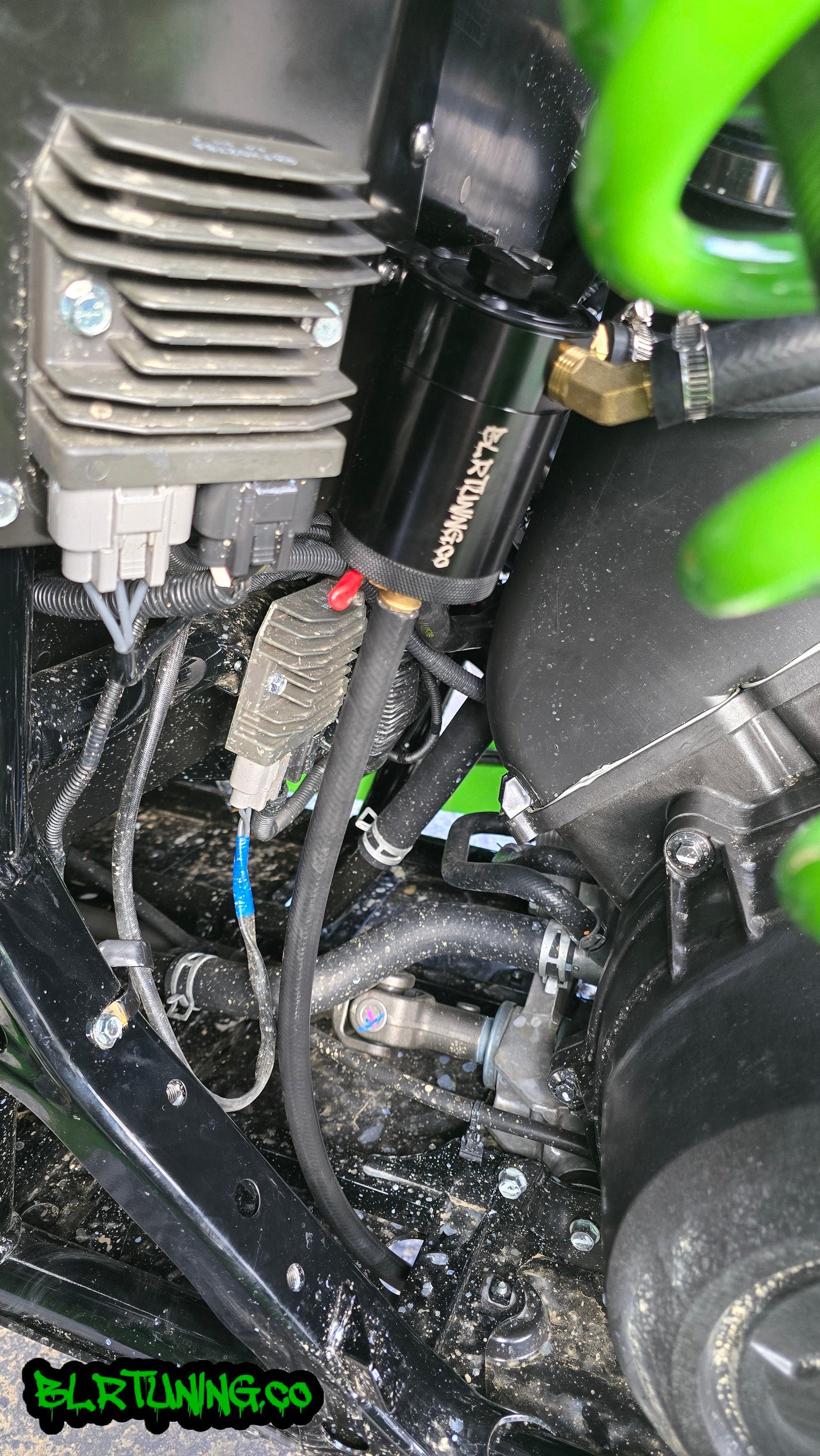 KAWASAKI TERYX H2 AIR OIL SEPARATOR 3 PORT CATCH CAN - Howling Moto