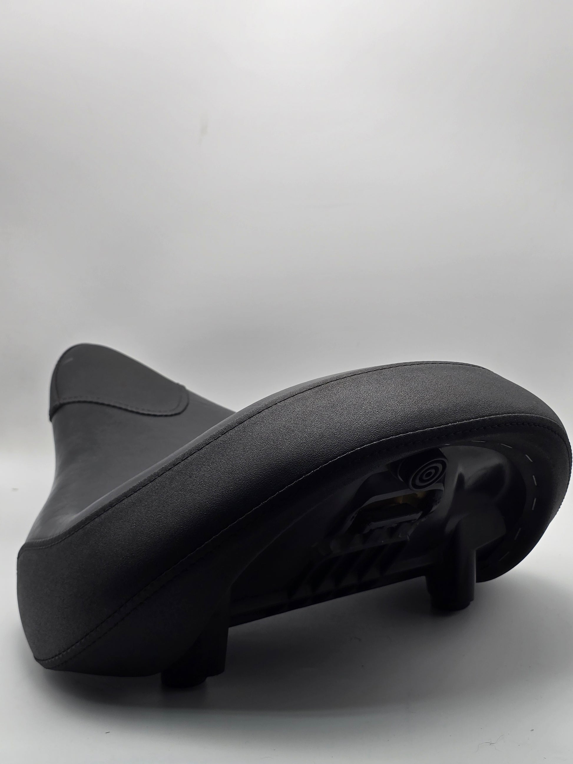 Yamaha Bolt XV950 OEM Seat (Used) - Howling Moto