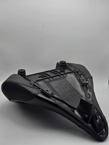 Yamaha Bolt XV950 OEM Seat (Used) - Howling Moto