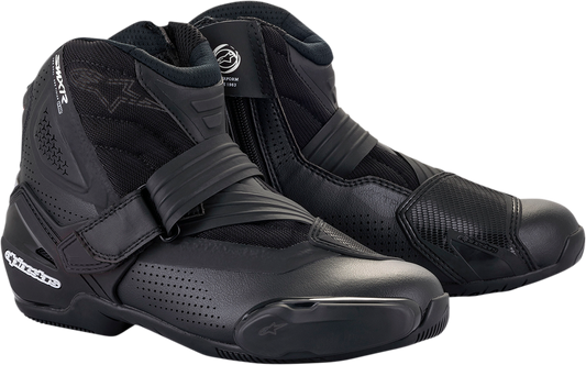 Alpinestars Stella SMX-1 R V2 vented motorcycle riding boots in black, US 11 / EU 43, with protective design and sturdy construction.