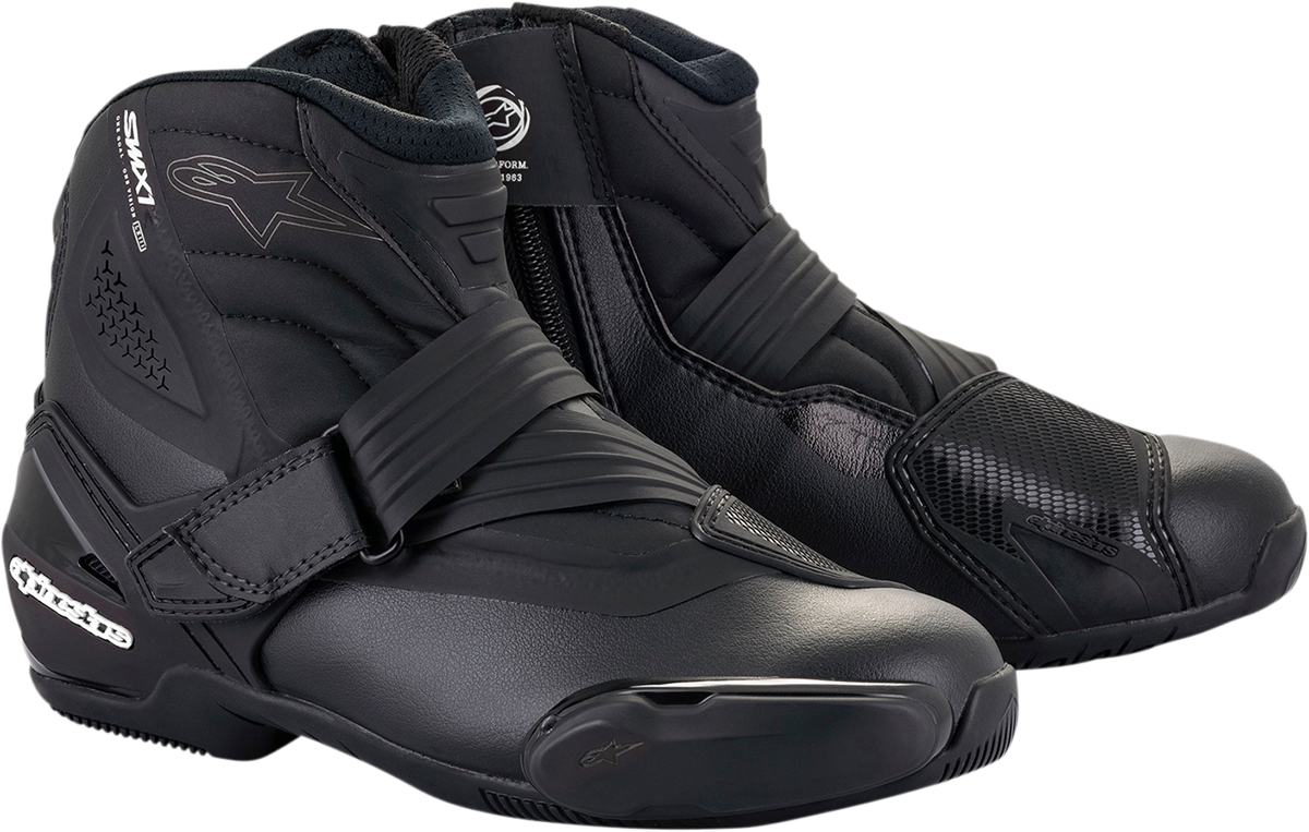 Alpinestars Stella SMX-1R V2 women's motorcycle boots in black, US size 5, with protective features and sturdy design.