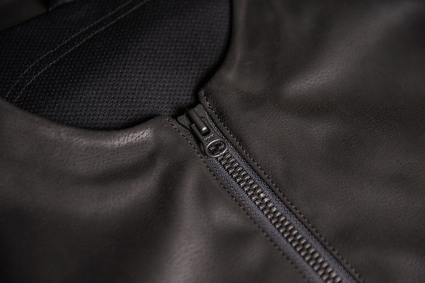 ICON Backlot vest in black with relaxed fit and Ax® Laredo synthetic chassis, size L/XL, shown on a model.