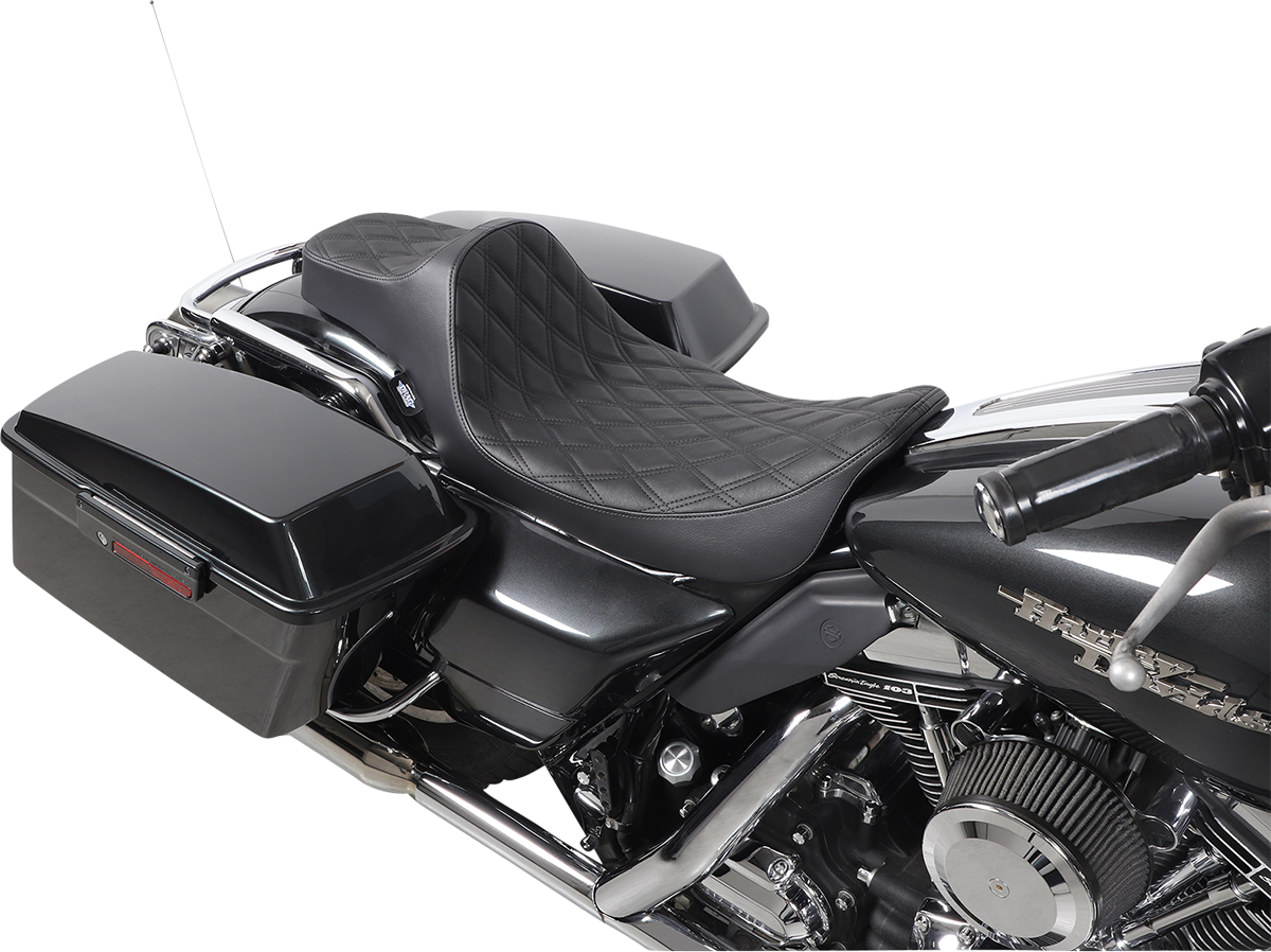 Extended Reach Predator III seat by Drag Specialties for Harley FL '99-'07, black double diamond stitching and contoured design.