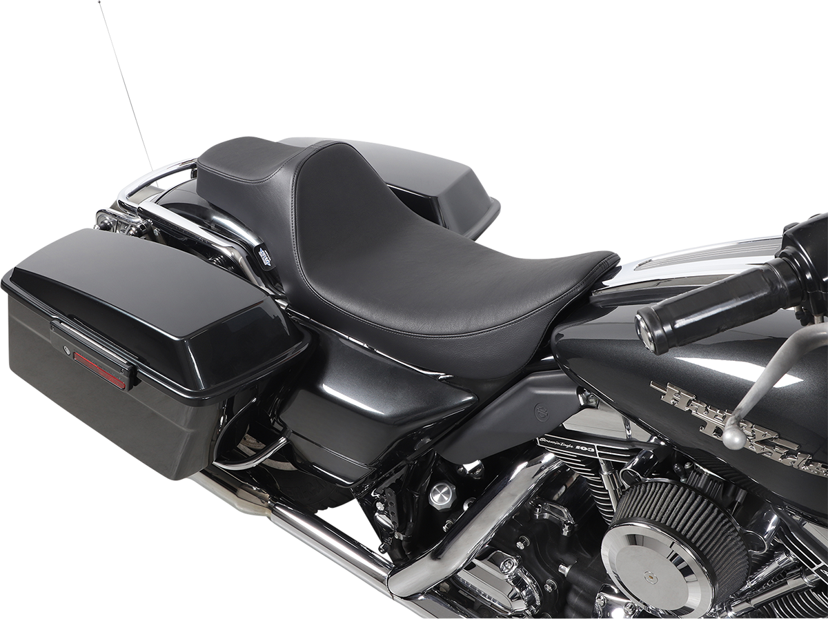 Black Drag Specialties Predator III extended reach motorcycle seat for Harley FL models 1999-2007 with smooth finish.