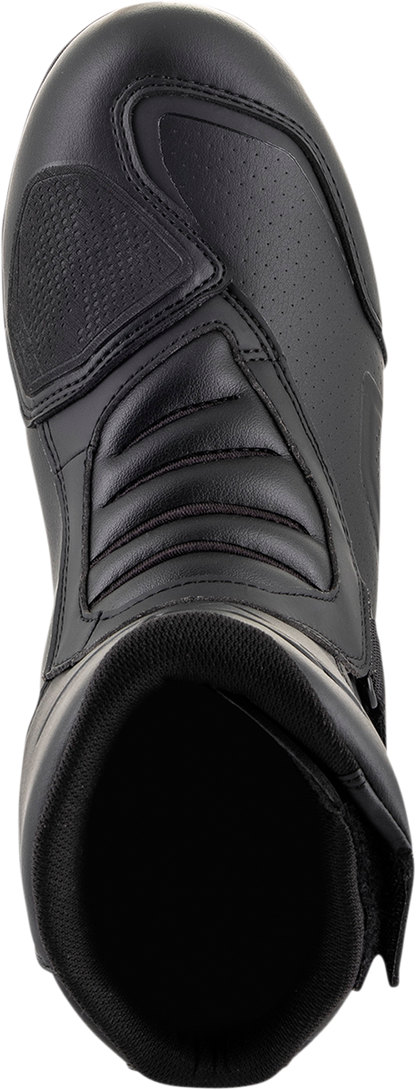 Alpinestars Waterproof V2 Ridge Boots in black, US 9, with rugged design and waterproof material for motorcycle riding.