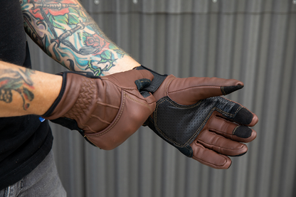 BILTWELL Belden Gloves in chocolate and black, large size, showing textured leather exterior and reinforced stitching.