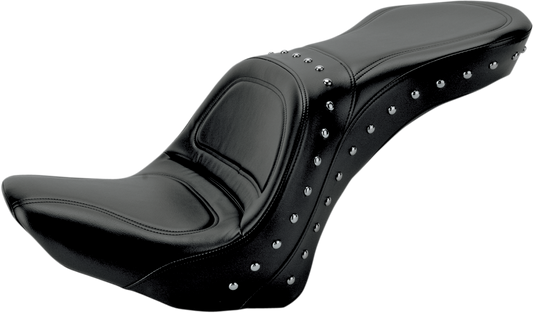 Bill's Exhausts SADDLEMEN Explorer Special Seat for Harley FLSTC 2006-2017, showcasing durable motorcycle seat design