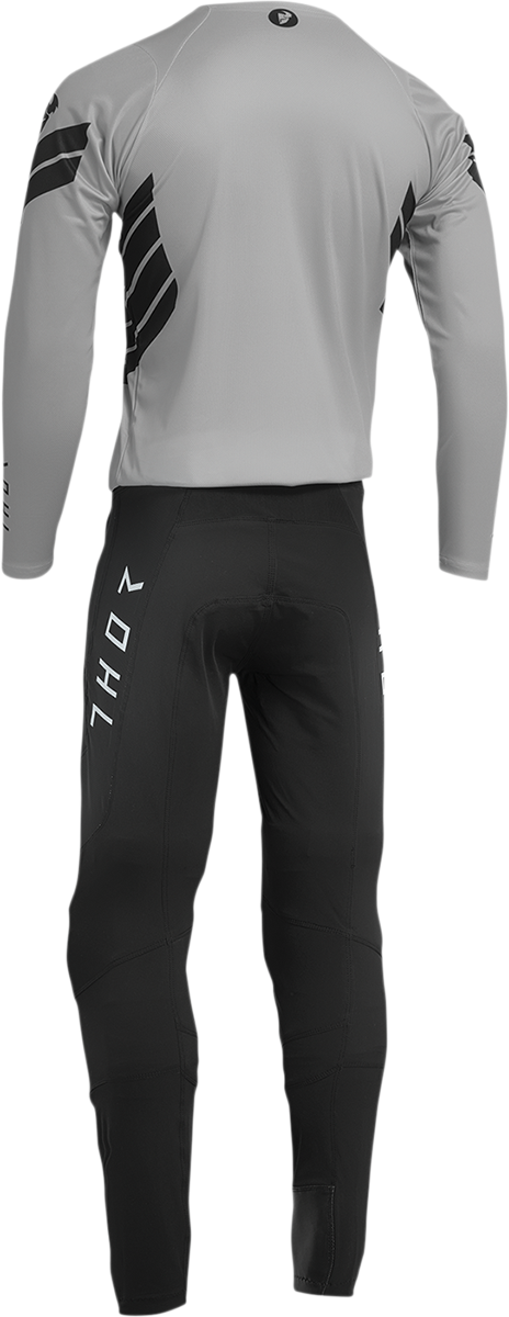 Gray THOR Assist Sting long-sleeve MTB jersey in small size, designed for e-MTB and mountain biking.