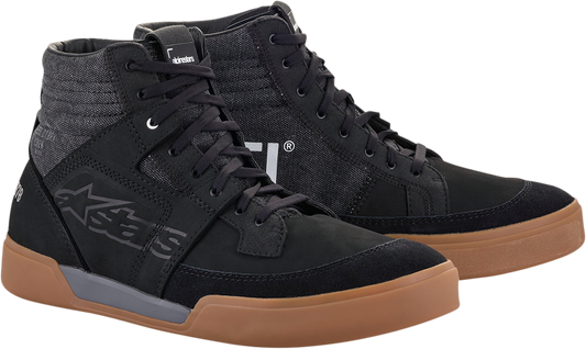 Alpinestars Akio black shoes for men, US size 8, shown in a close-up view highlighting sleek design and sporty style.