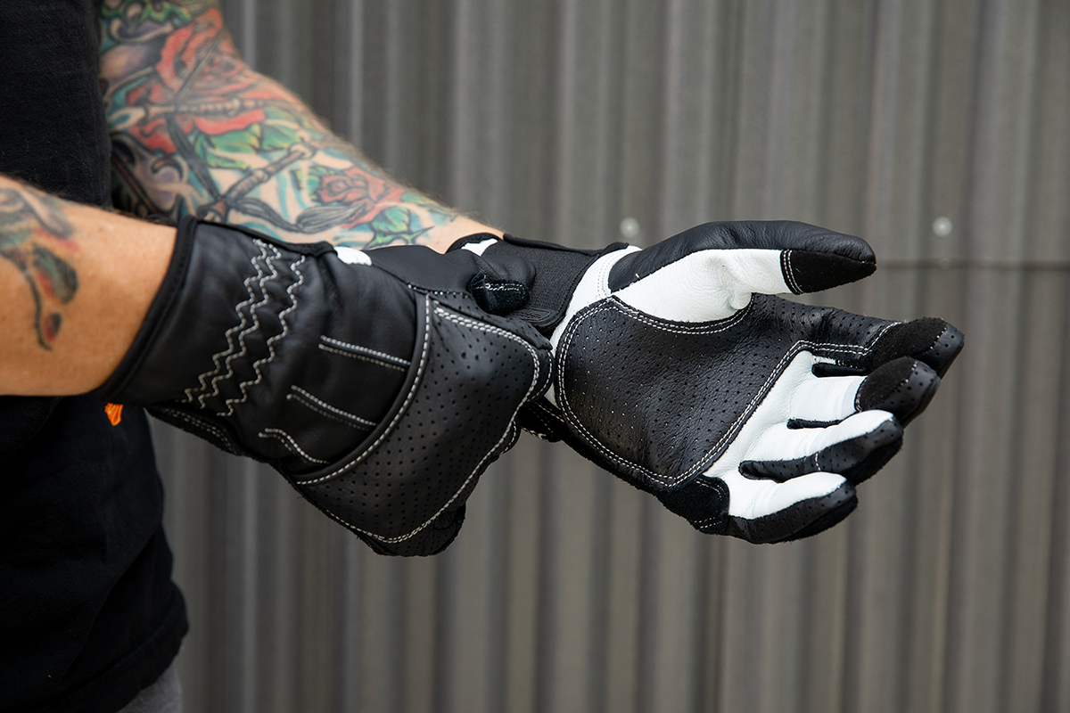 Bill's Exhausts BILTWELL Borrego Gloves in black and cement, medium size, showing the textured leather and reinforced knuckles.