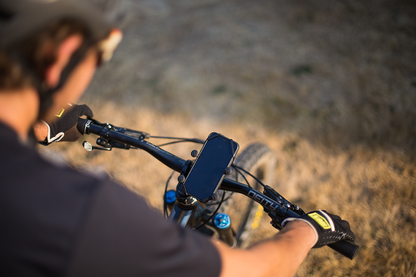 Bill's Exhausts RAM MOUNTS X-Grip Kit with bicycle base for engine mounting, featuring durable clamps and mounting hardware.