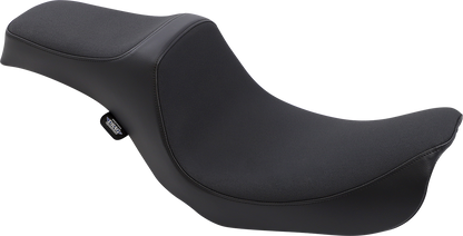 Black Drag Specialties Predator III Slip Stop seat for FLD/FXD motorcycles, featuring comfortable design and durable materials.
