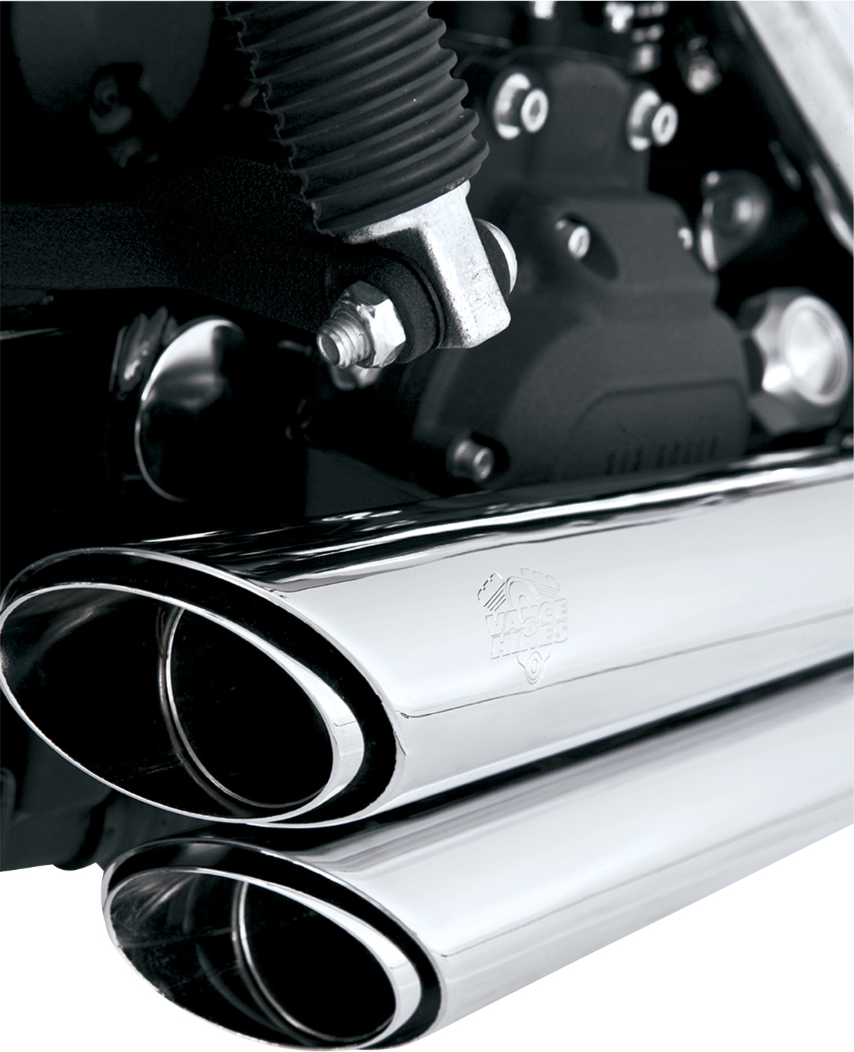 VANCE & HINES Shortshots Staggered Chrome Exhaust System for motorcycles, featuring dual exhaust pipes and chrome finish.
