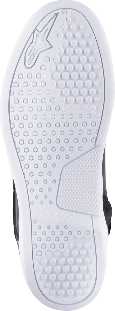 Alpinestars Chrome waterproof shoes in black and white, US 9.5, featuring a sleek design and durable construction.