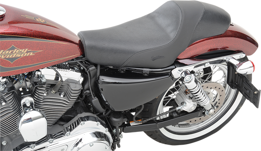 Bill's Exhausts Saddlemens Americano Smooth Seat XL 8585CJ for motorcycle, featuring a sleek, comfortable design with detailed stitching.