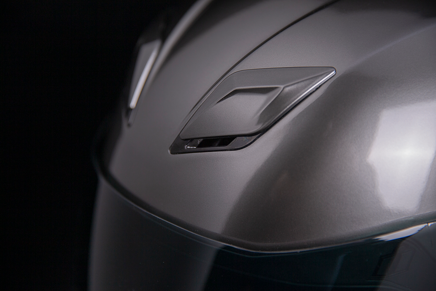 Bill's Exhausts ICON Airflite™ Helmet in silver with jewel design, XS size, MIPS® safety feature, lightweight motorcycle helmet.