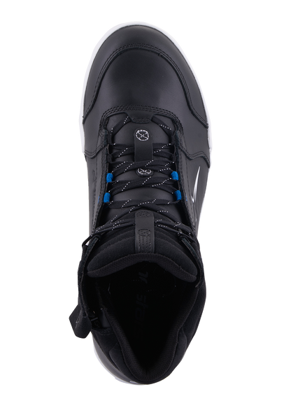 Alpinestars Chrome waterproof shoes in black and white, US 10 / EU 43, featuring sturdy design and branded details.