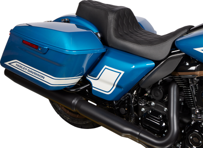 Black vinyl Predator 1Up seat with double diamond stitching from Drag Specialties for Harley FLH models 2008-2023.