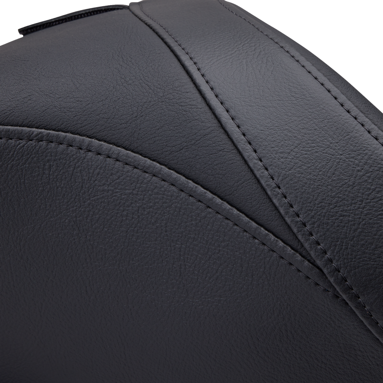 Drag Specialties Freedom Seat for Harley FLH 1997-2007, smooth vinyl motorcycle seat with comfortable design