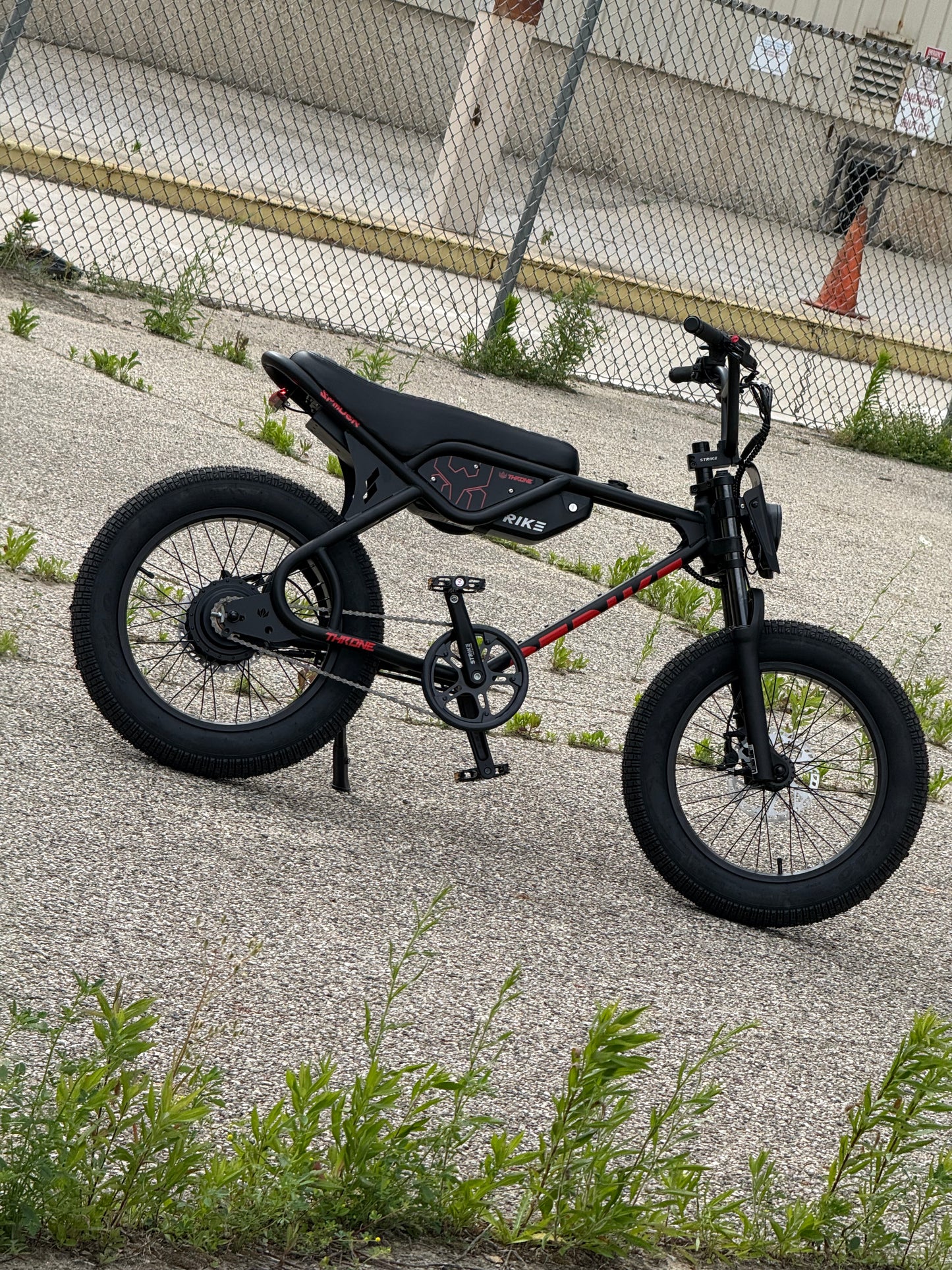 Strike Spyder 500W Electric Fat Tire Bike | 48V 13Ah, 20mph