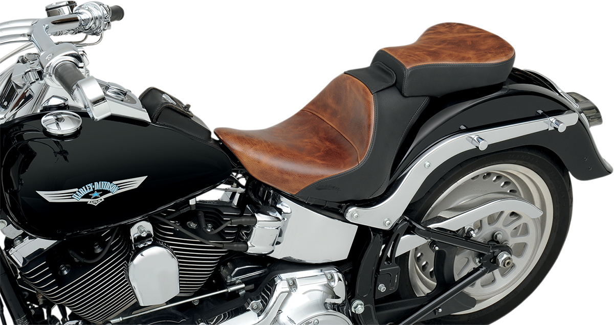 Bill's Exhausts Saddlemen Pillion Pad Lariat brown seat for motorcycle, with padded comfort and stylish leather finish.