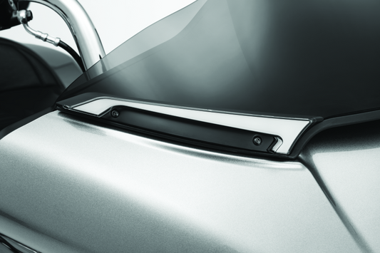 Kuryakyn Tracer Windshield Trim Lights in black with diffused LED lighting on a 2015+ Road Glide motorcycle.