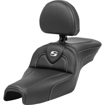 SADDLEMEN Roadsofa XL motorcycle seat with backrest, carbon fiber design, compatible with Harley-Davidson models from 2004 to 2022