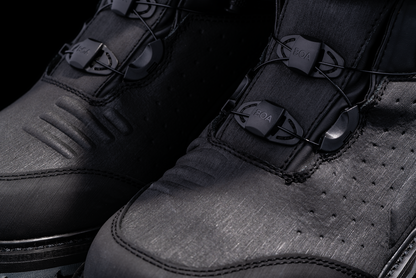Black ICON Alcan waterproof boots by Bill's Exhausts in size 7, featuring durable leather and sturdy rubber soles.
