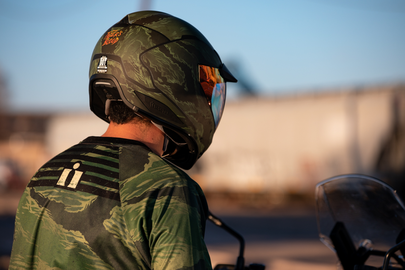 Bill's Exhausts ICON Domain™ Helmet Tiger's Blood green 3XL helmet with tiger stripe design and adjustable strap.