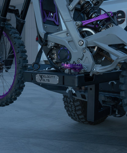 Charge Carrier - Howling Moto