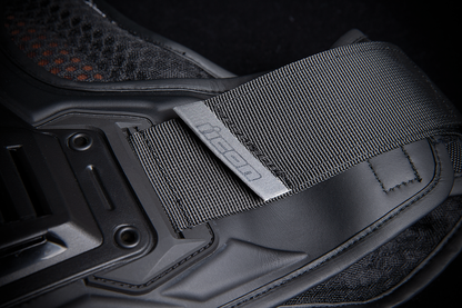 Bill's Exhausts ICON Field Armor 3™ Stealth vest in S/M size, featuring durable tactical design with adjustable straps.