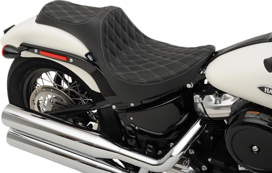 Drag Specialties Predator III double diamond seat with silver stitching for Harley FL/FX 2018-2023, showcasing a sleek motorcycle seat design.