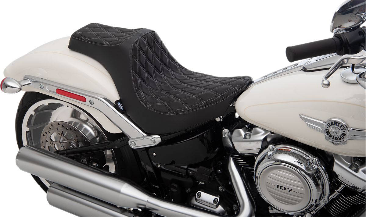 Drag Specialties Predator III seat with double diamond silver stitching for Harley FLFB 2018-2025 motorcycle, featuring sleek black upholstery.