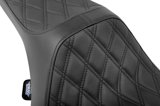 Drag Specialties Predator III black seat for FLT/FLH 2023-2024, double diamond design on motorcycle seat.