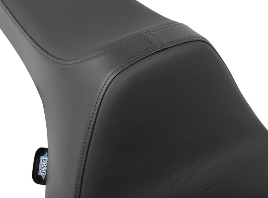 Black Solar Leather Predator III seat for FLT/FLH motorcycles by Drag Specialties, model 4686E, with sleek, contoured design.