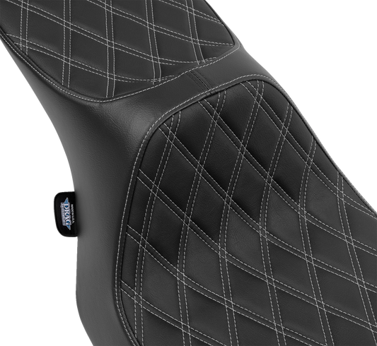 Drag Specialties Predator III 2-up seat for FLT/FLH 2023-2024, vinyl with silver stitching and double diamond design.