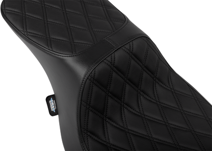 Drag Specialties Predator 2-up seat with black diamond stitching and vinyl cover for Harley FLTR/FLHX 2023-2024 motorcycles.