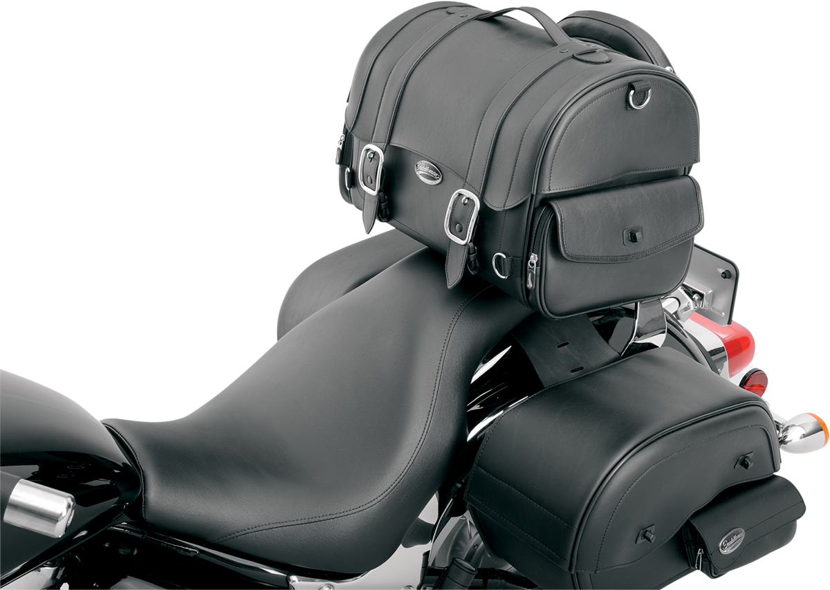 Saddlemen Drifter Express Tail Bag mounted on a motorcycle seat, showcasing Saddlehyde luggage for motorcycle storage.