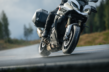 BRIDGESTONE T33 front motorcycle tire with 120/70R19 size and 60V load rating showing tread pattern